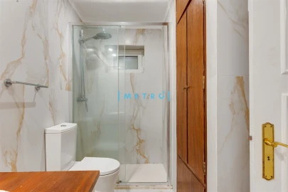 Apartamento T4 para Venda em Aldoar, Foz do Douro e Nevogilde