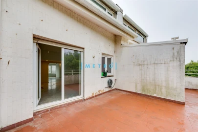 Apartamento T4 para Venda em Aldoar, Foz do Douro e Nevogilde