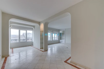 Apartamento T4 para Venda em Aldoar, Foz do Douro e Nevogilde