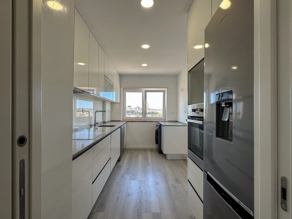 Apartamento T3 para Arrendamento em Corroios Foto 10