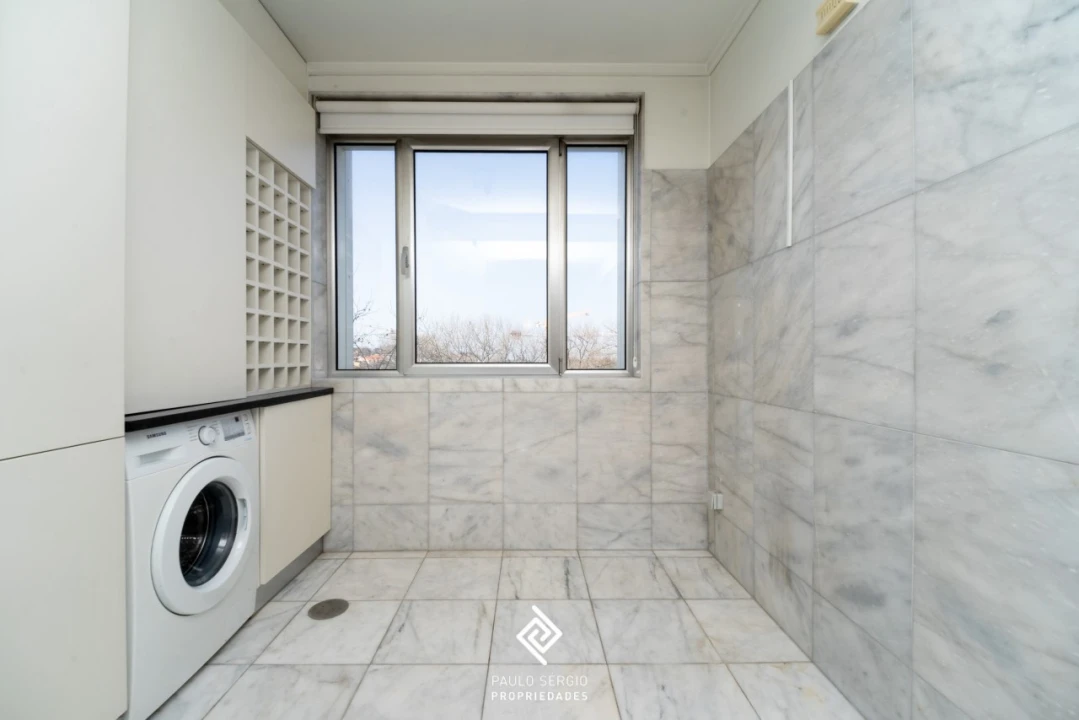 Apartamento T4 para Venda em Aldoar, Foz do Douro e Nevogilde Foto 6