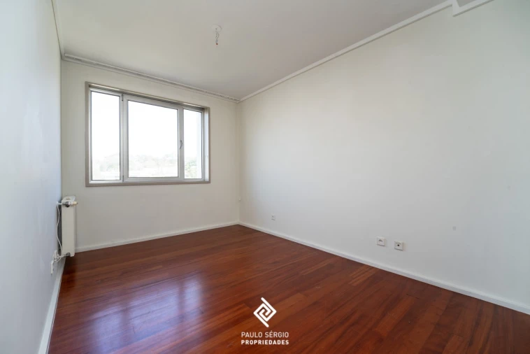 Apartamento T4 para Venda em Aldoar, Foz do Douro e Nevogilde Foto 17
