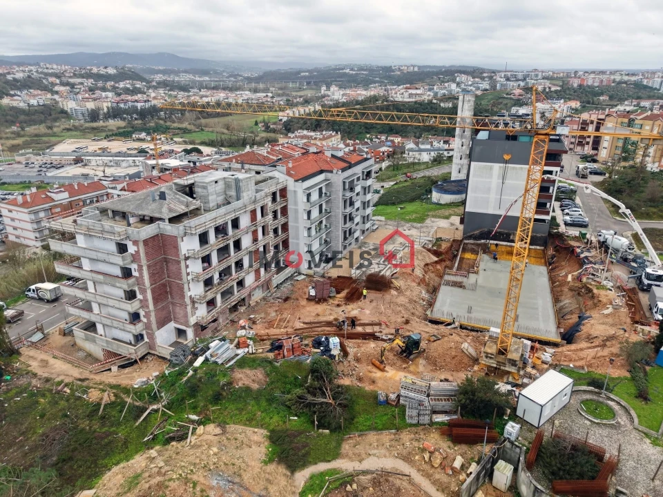 Apartamento T1 para Venda em Leiria, Pousos, Barreira e Cortes Foto 1