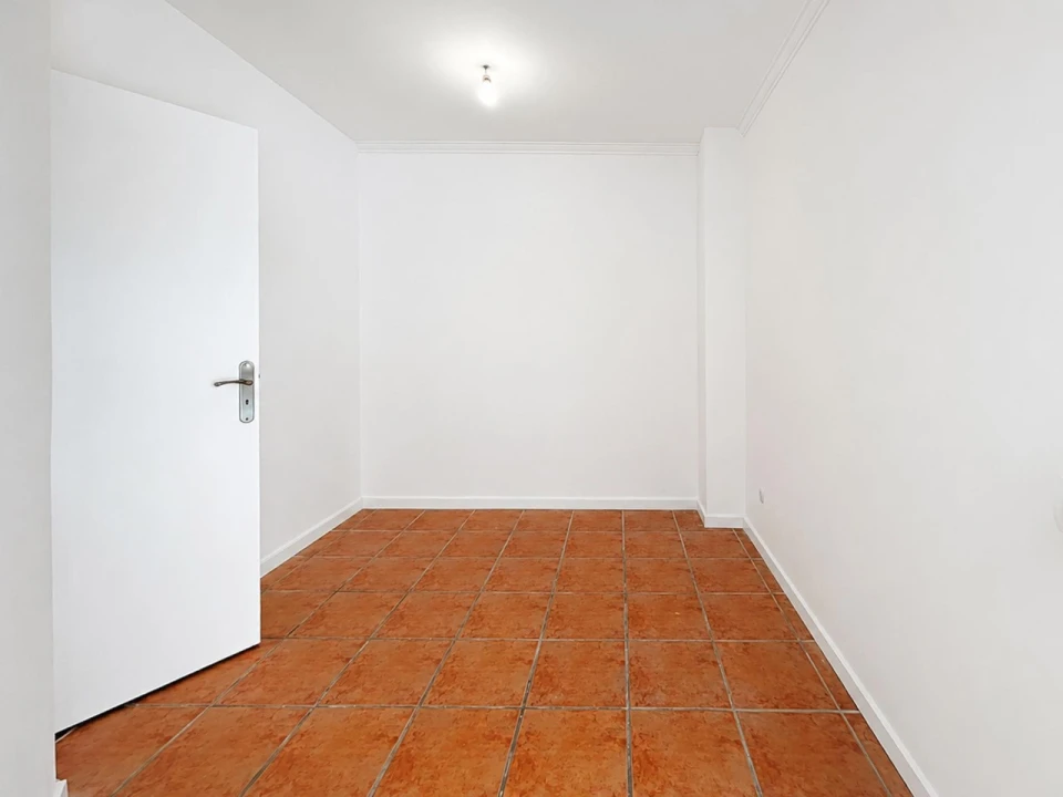 Apartamento T3 para Venda em Algueirão-Mem Martins Foto 9