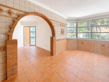 Apartamento T3 para Venda em Algueirão-Mem Martins
