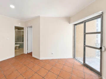 Apartamento T3 para Venda em Algueirão-Mem Martins