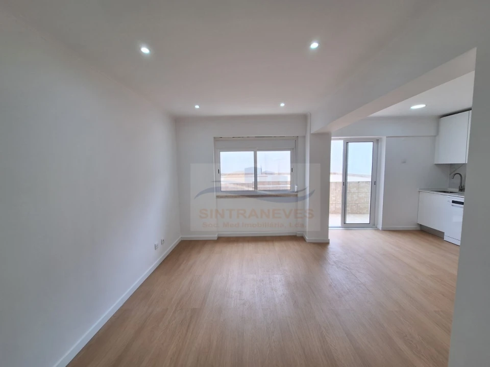 Apartamento T2 para Venda em Águas Livres Foto 5