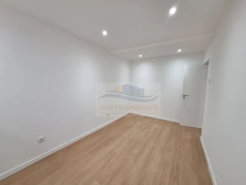 Apartamento T2 para Venda em Águas Livres