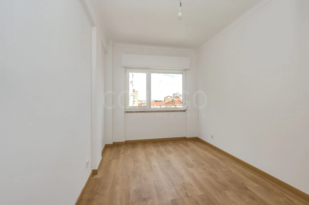 Apartamento T1 para Venda em Venteira Foto 18