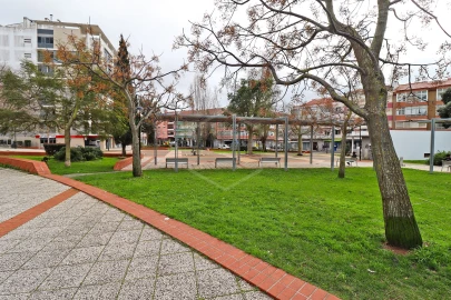 Terreno para Venda em Venteira
