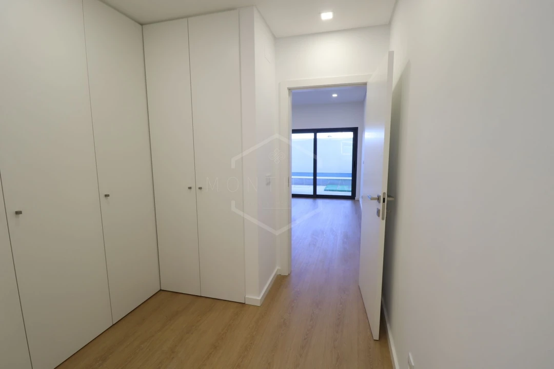 Moradia T5 para Venda em Loures Foto 62