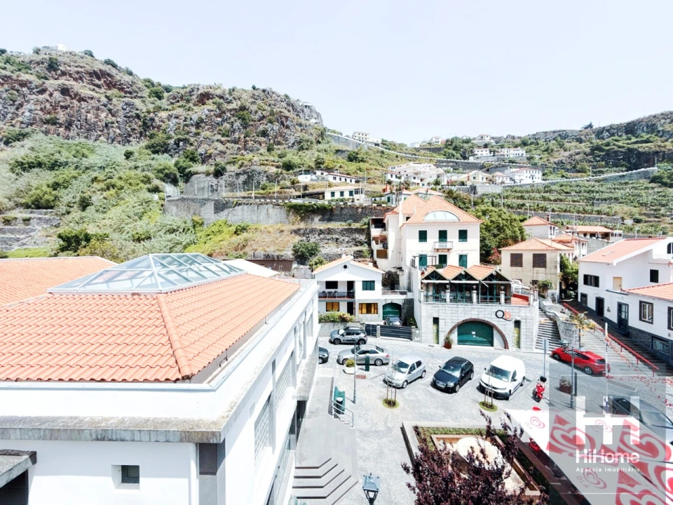 Prédio para Venda em Ribeira Brava Foto 36