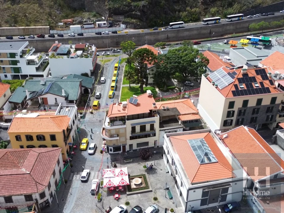 Prédio para Venda em Ribeira Brava Foto 1