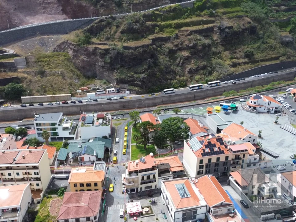 Prédio para Venda em Ribeira Brava Foto 49