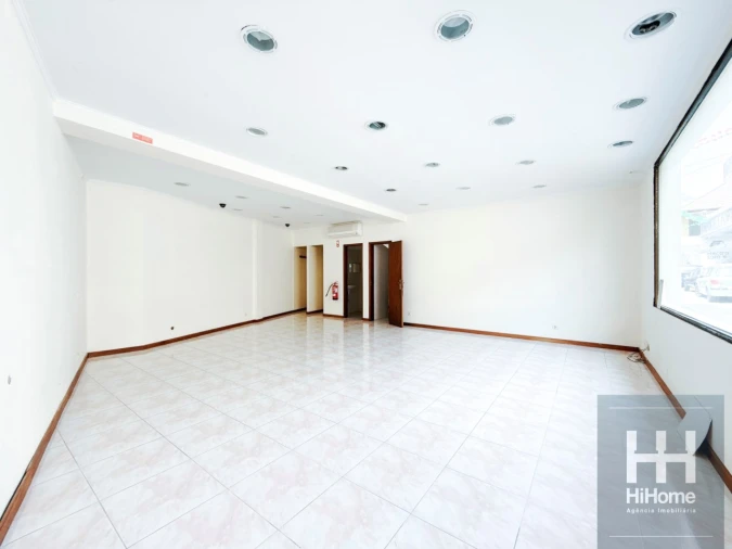 Prédio para Venda em Ribeira Brava Foto 38