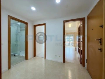 Apartamento T2 para Venda em Laranjeiro e Feijó