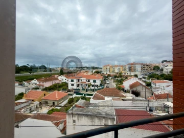 Apartamento T2 para Venda em Laranjeiro e Feijó