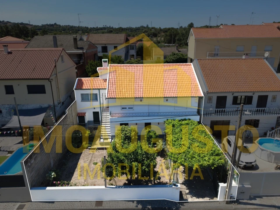 Moradia T3 para Venda em Lajeosa do Mondego Foto 24