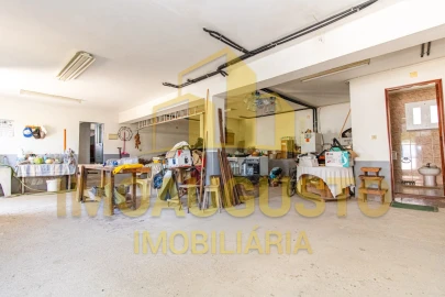 Moradia T3 para Venda em Lajeosa do Mondego