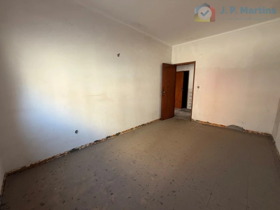 Apartamento T1 para Venda em Baixa da Banheira e Vale da Amoreira Foto 8