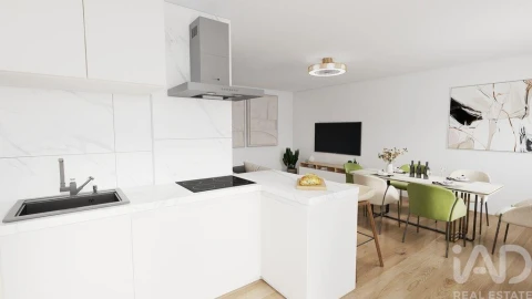 Apartamento T2 para Venda em Corroios