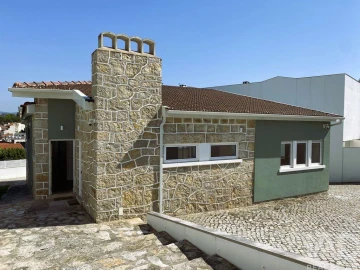 Moradia T3 para Venda em Aljubarrota