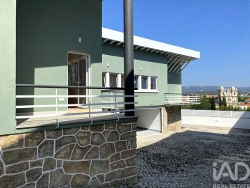 Moradia T3 para Venda em Aljubarrota