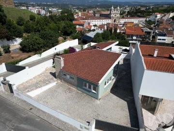 Moradia T3 para Venda em Aljubarrota
