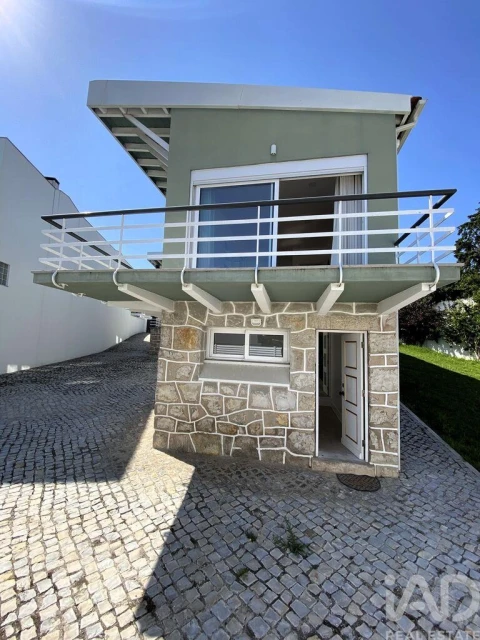Moradia T3 para Venda em Aljubarrota