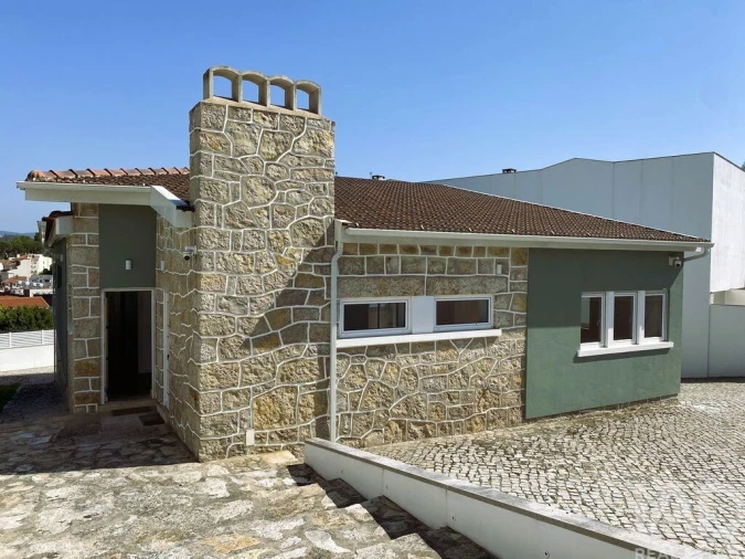 Moradia T3 para Venda em Aljubarrota Foto 2