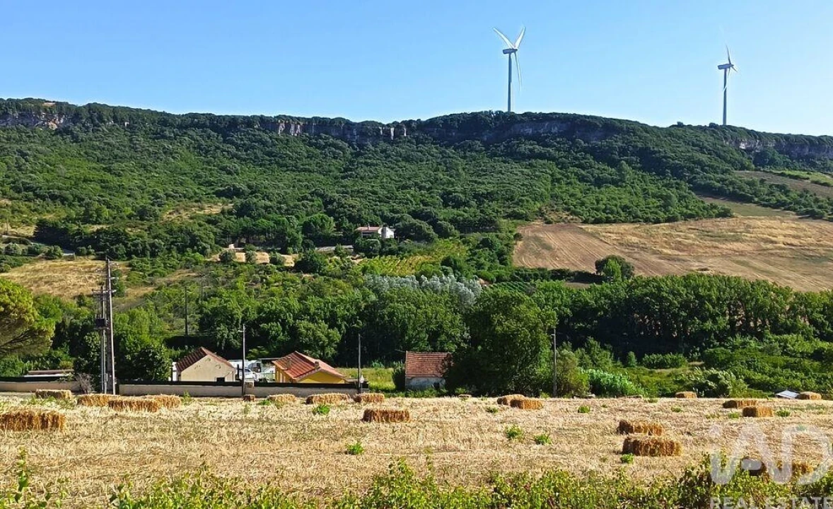 Moradia T2 para Venda em Alenquer (Santo Estêvão e Triana) Foto 7