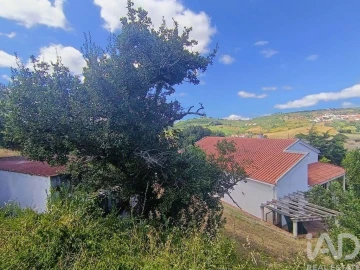 Moradia T2 para Venda em Alenquer (Santo Estêvão e Triana)