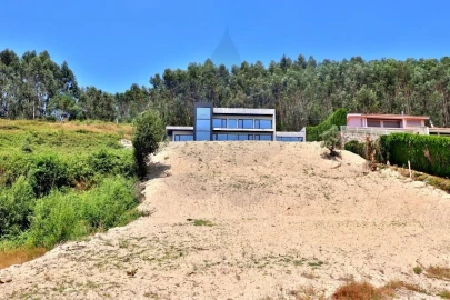 Moradia T3 para Venda em Ribeira do Neiva