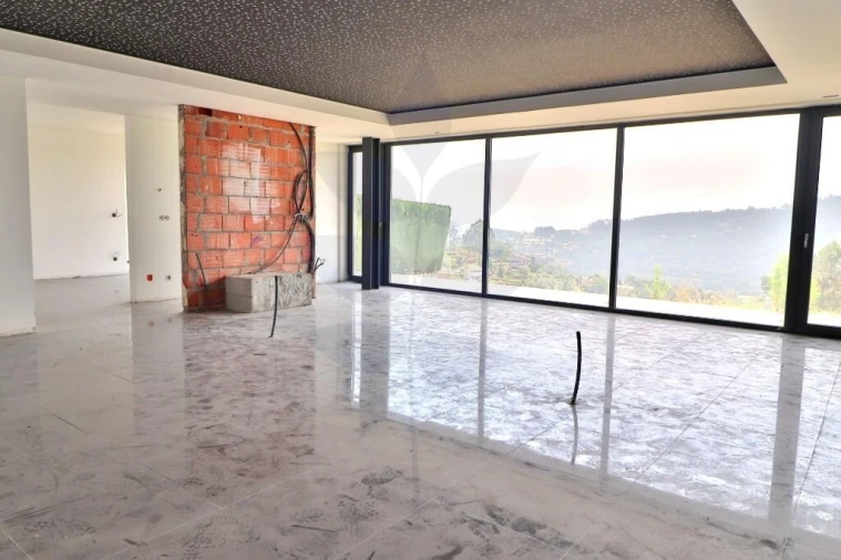 Moradia T3 para Venda em Ribeira do Neiva Foto 21