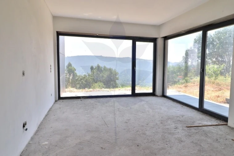 Moradia T3 para Venda em Ribeira do Neiva Foto 32