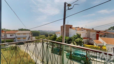 Moradia T3 para Venda em Milheiros