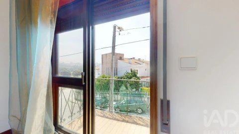 Moradia T3 para Venda em Milheiros