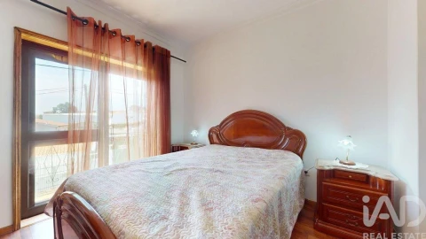 Moradia T3 para Venda em Milheiros