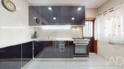 Moradia T3 para Venda em Milheiros