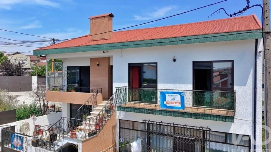Moradia T3 para Venda em Milheiros
