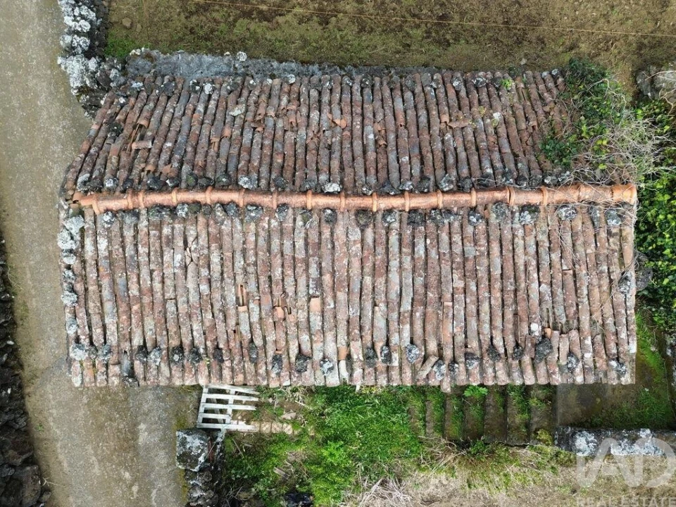 Terreno para Venda em Lajes do Pico Foto 16