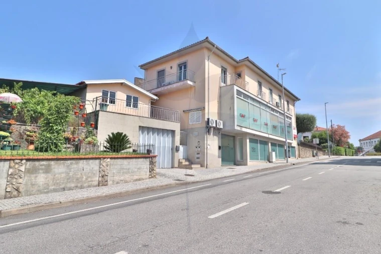 Apartamento T3 para Venda em Vila Verde e Barbudo Foto 31