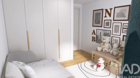 Apartamento T3 para Venda em Corroios