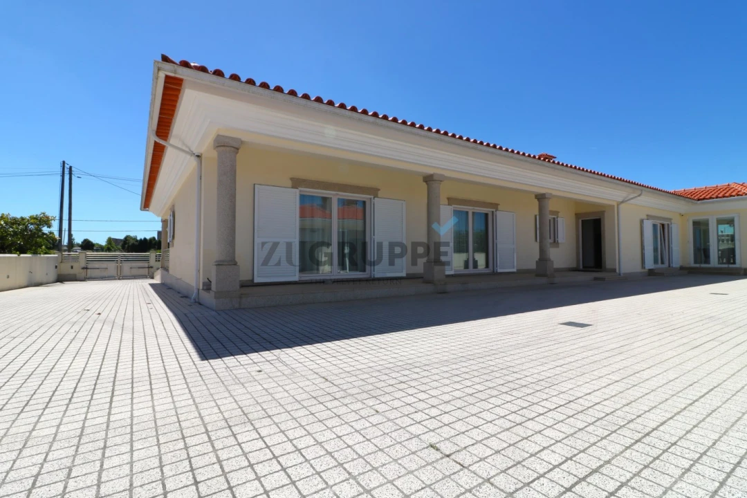 Moradia T4 para Venda em Oliveirinha Foto 50