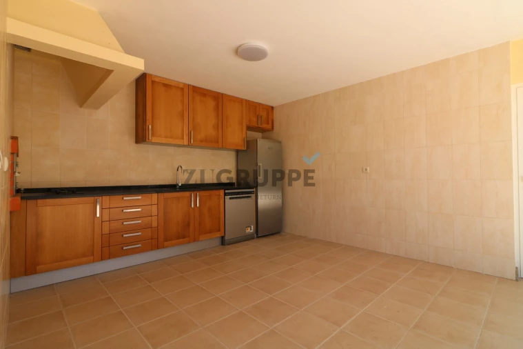 Moradia T4 para Venda em Oliveirinha Foto 42