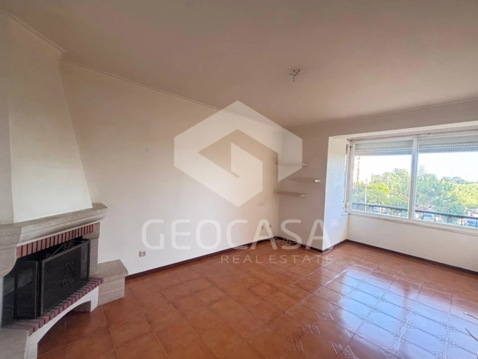 Apartamento T2 para Arrendamento em Carcavelos e Parede Foto 11