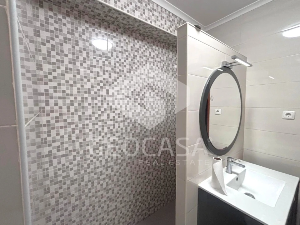 Apartamento T2 para Arrendamento em Carcavelos e Parede Foto 14