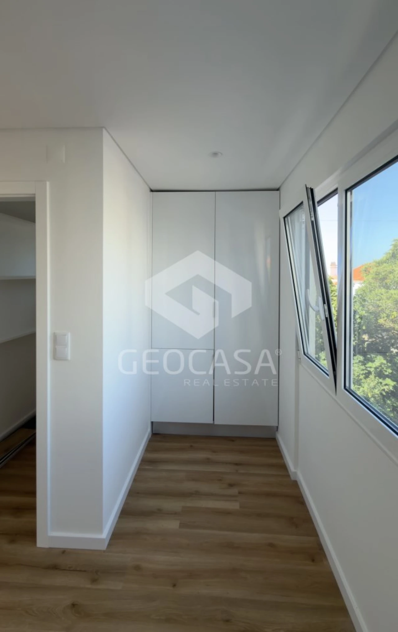 Apartamento T2 para Venda em Carcavelos e Parede Foto 7