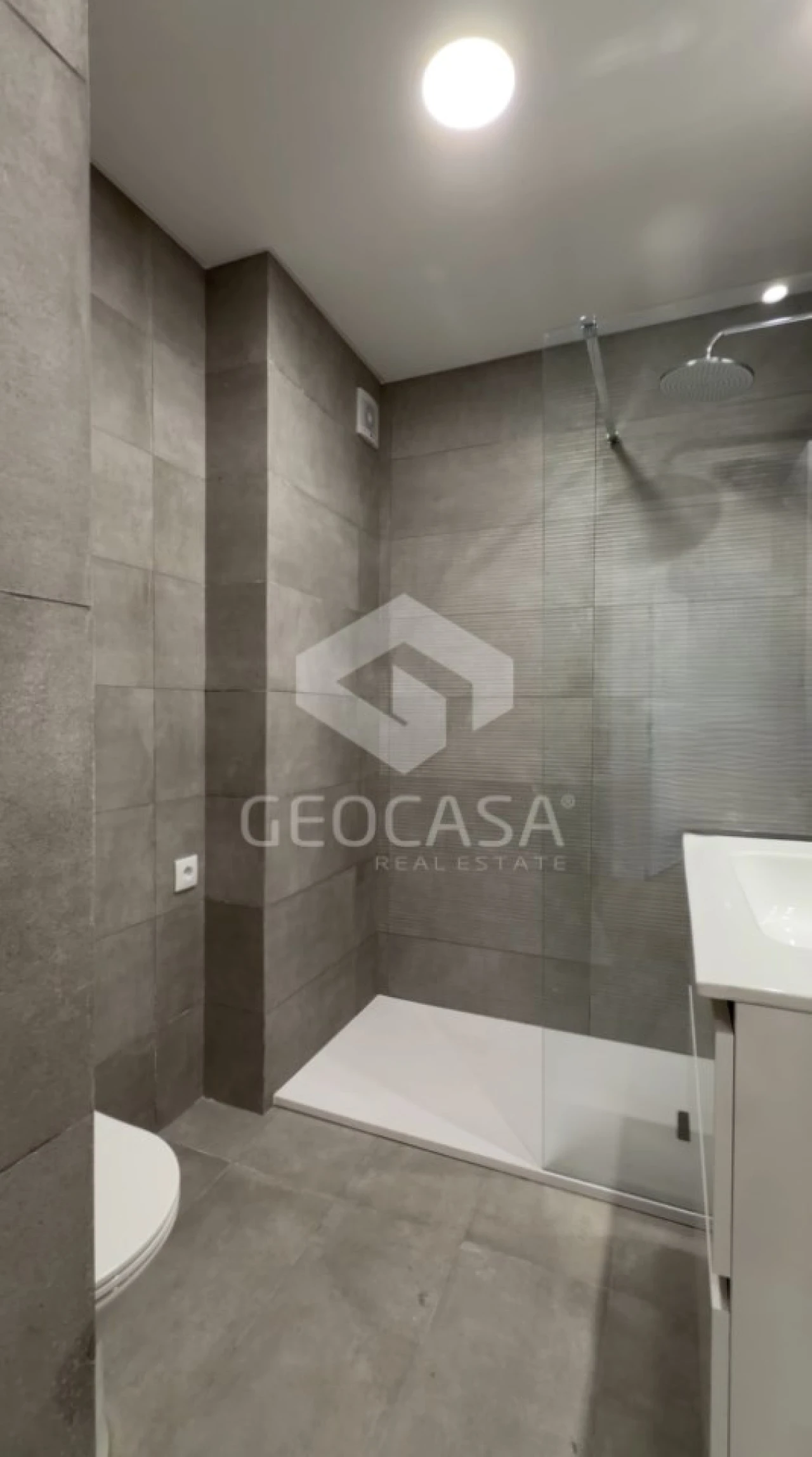 Apartamento T2 para Venda em Carcavelos e Parede Foto 14