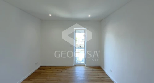 Apartamento T2 para Venda em Carcavelos e Parede